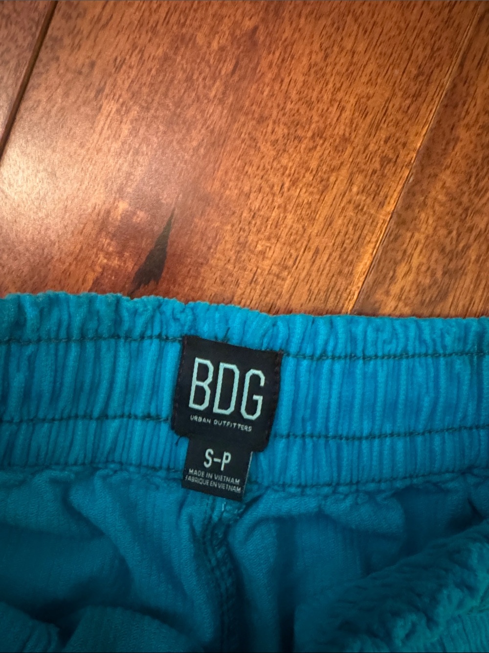 BDG Turquoise Tie-Dye Cargo Corduroy  Shorts - Picture 2 of 4